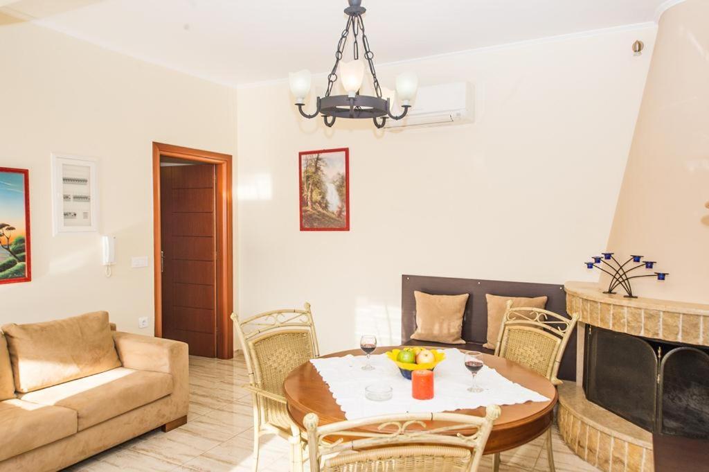Cozy Flats In An Olive Grove By The Sandy Beach Kánalos 外观 照片