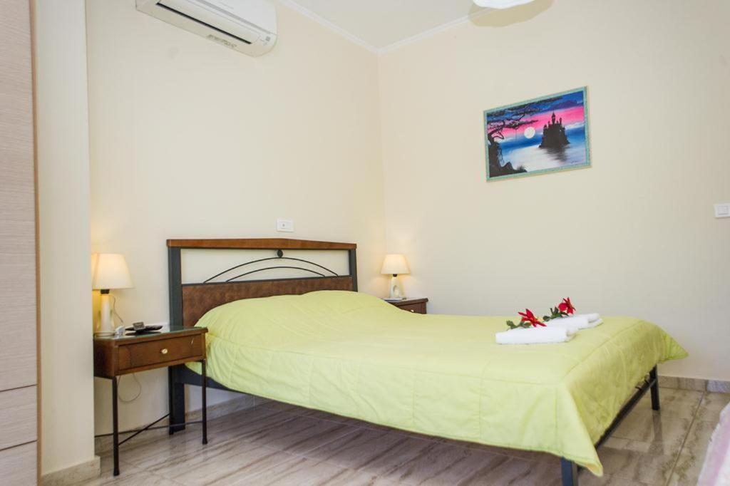 Cozy Flats In An Olive Grove By The Sandy Beach Kánalos 外观 照片